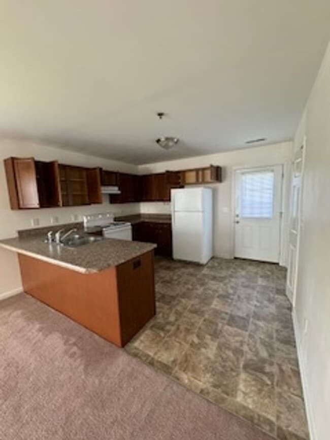 Building Photo - Stoney Run Apartments
