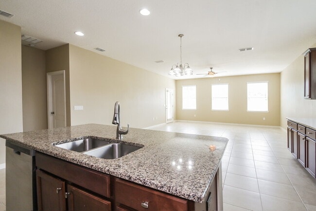Building Photo - 11543 Tangle Stone Dr