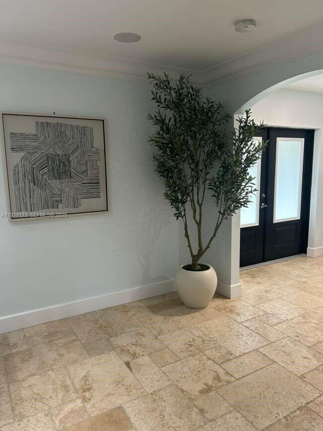 Building Photo - 1108 Washington St