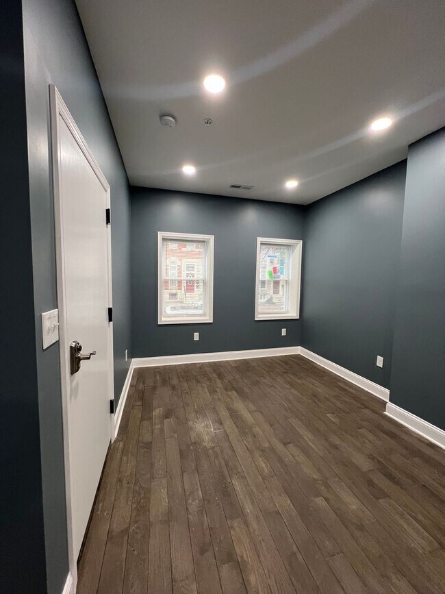 Building Photo - 2020 McCulloh St