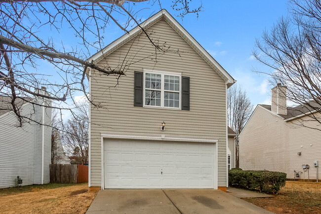 Building Photo - 7103 Fox Point Dr