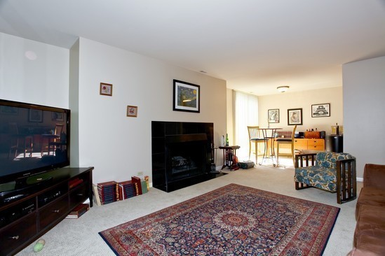 Foto del edificio - 1833 Four Lakes Ave