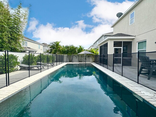 Foto del edificio - 7602 S Kissimmee St