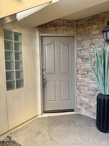 Foto del edificio - 3235 E Camelback Rd