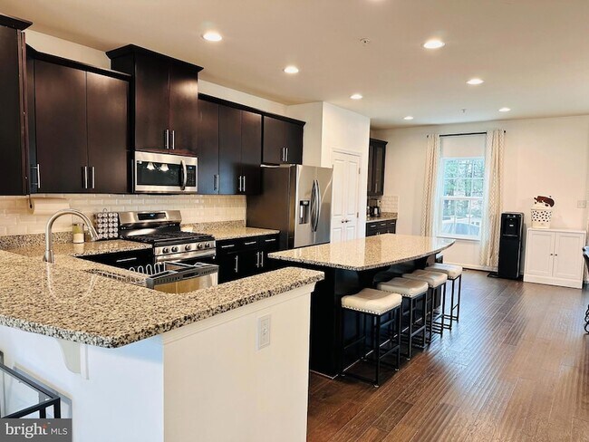 Foto del edificio - 12220 Montreat Pl