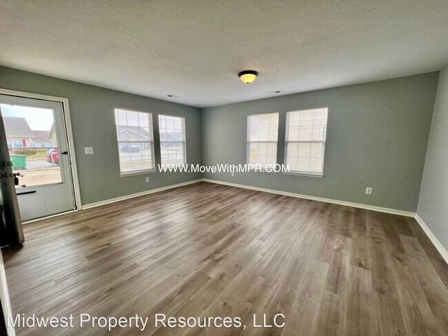 Building Photo - 3 br, 2 bath House - 717A Meadow Ln