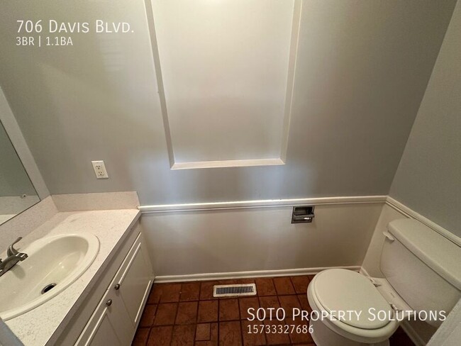 Building Photo - 3BD/1.5BA Pet-Friendly House