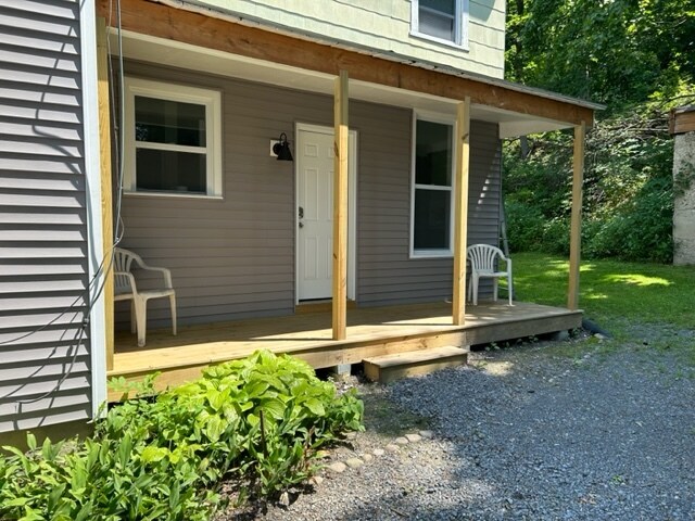 Private Entrance with Driveway - 54 N Main St.