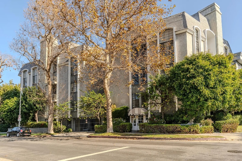 Photo - 1112 S Bedford Dr (Los Angeles, CA)