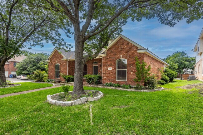 Foto del edificio - 11821 Cotswold Dr