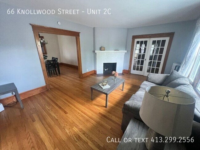 Foto del edificio - 66 Knollwood St