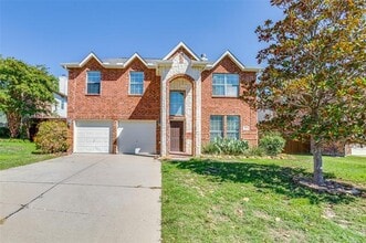 Building Photo - 1313 Cedar Branch Dr