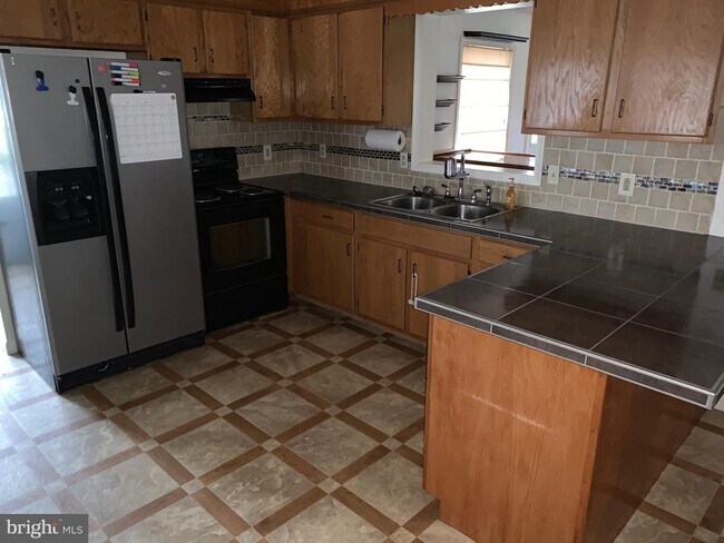 Foto del edificio - 2075 Chimney Hill Rd