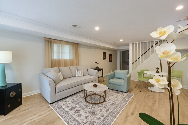 Building Photo - 6416 22nd Rd N