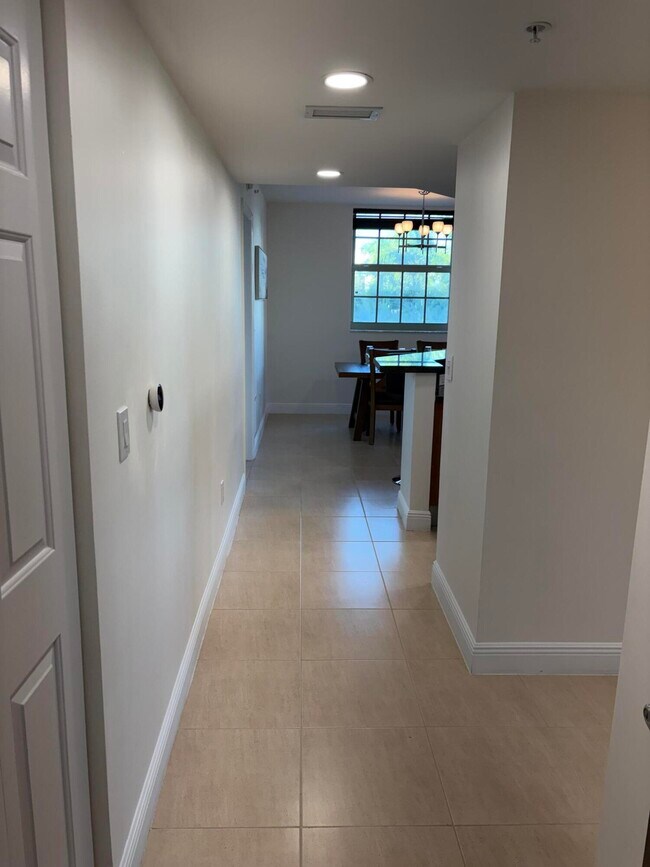 Foto del edificio - 610 Clematis St