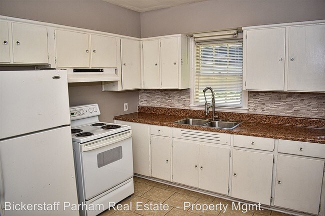 Building Photo - 3 br, 1 bath House - 6123 Warner Road