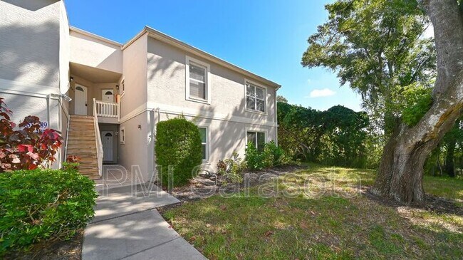 Foto del edificio - 389 Bobby Jones Rd