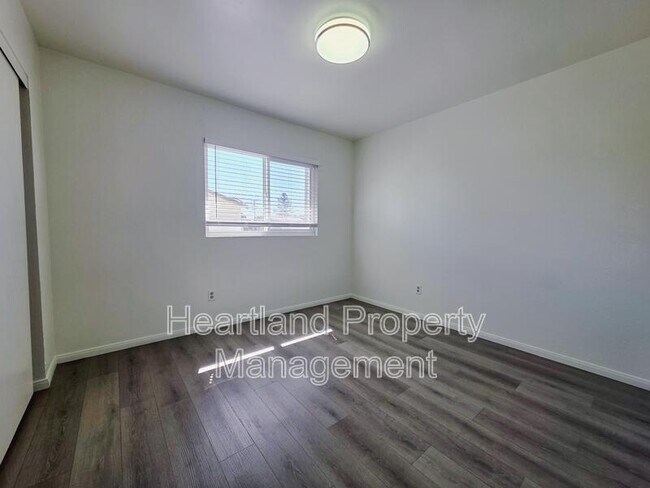 Foto del edificio - 957 Imperial Beach Blvd