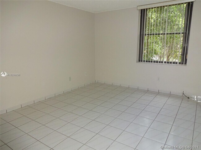 Foto del edificio - 14301 SW 88th St