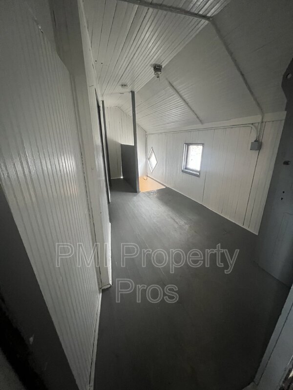 Foto del edificio - 1329 S 24th St