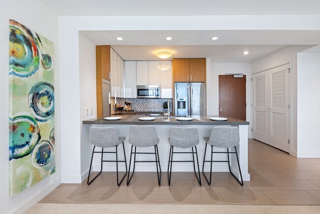 Building Photo - Unfurnished 2BR/2BA with Ocean Views at Th...