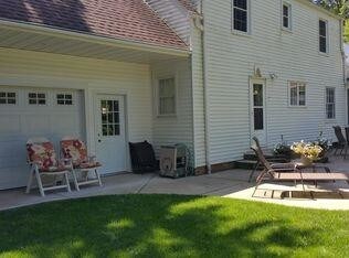 Foto del edificio - 2517 S Twyckenham Dr