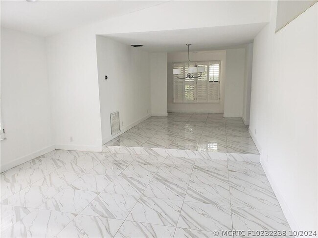 Foto del edificio - 1280 NW 114th Ave