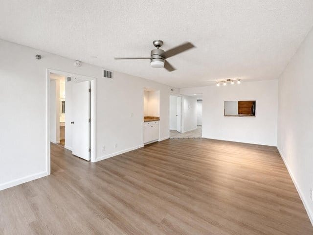 Photo - 340 NW 67th St (Boca Raton, FL) Apartment