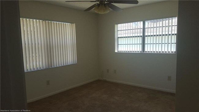 Building Photo - 453 Flamingo Rd NE