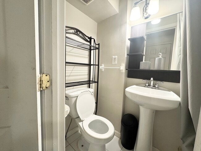 Photo - 6037 Meyers Landing Ct Townhome