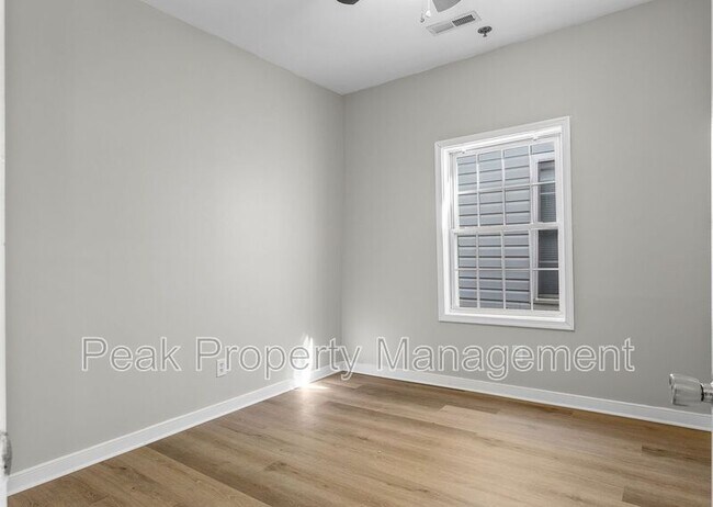 Building Photo - 3422 S St
