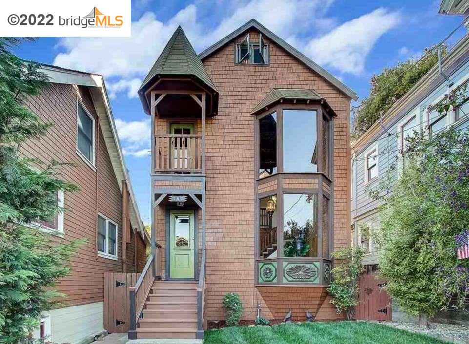 Primary Photo - 107 Sunnyside Ave