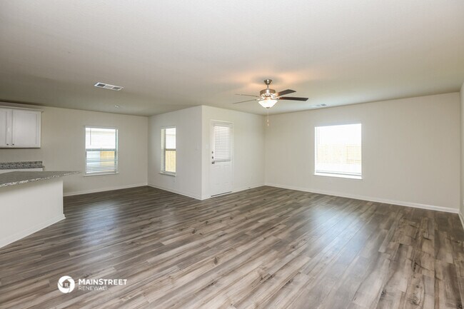 Building Photo - 142 Crimson Cir