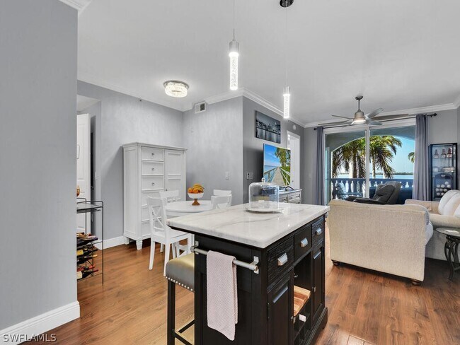 Foto del edificio - 2825 Palm Beach Blvd
