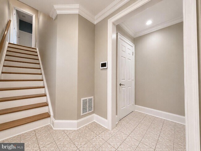 Foto del edificio - 1824 Potomac Greens Dr