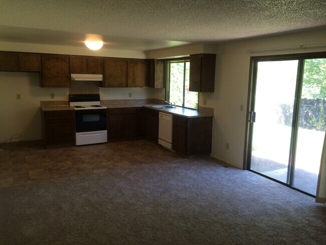 Foto del edificio - Single Level Home on Greenway Park