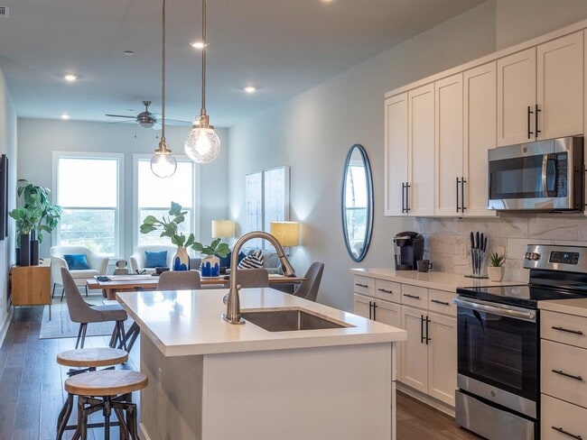 Foto del edificio - 4507 E Martin Luther King Jr Blvd