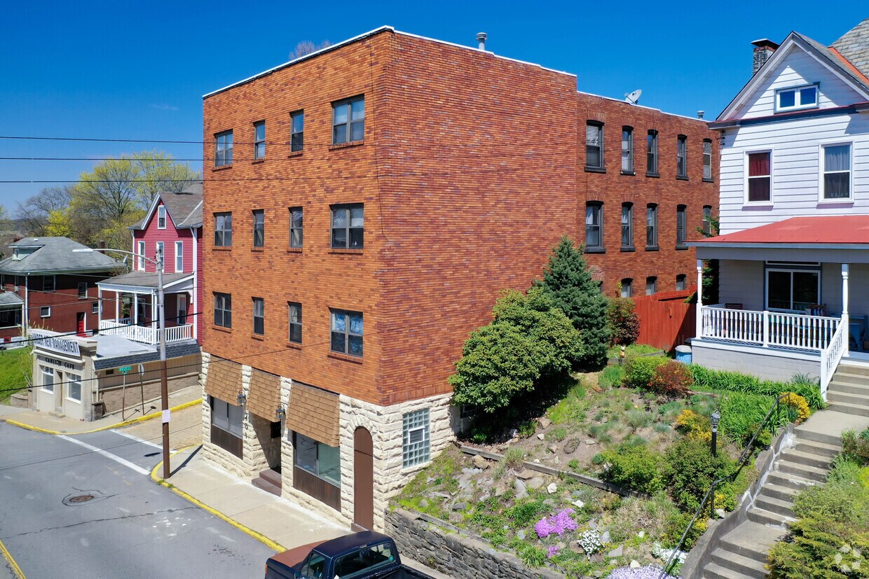 201 California Ave, Pittsburgh, PA 15202 Apartments in Pittsburgh, PA