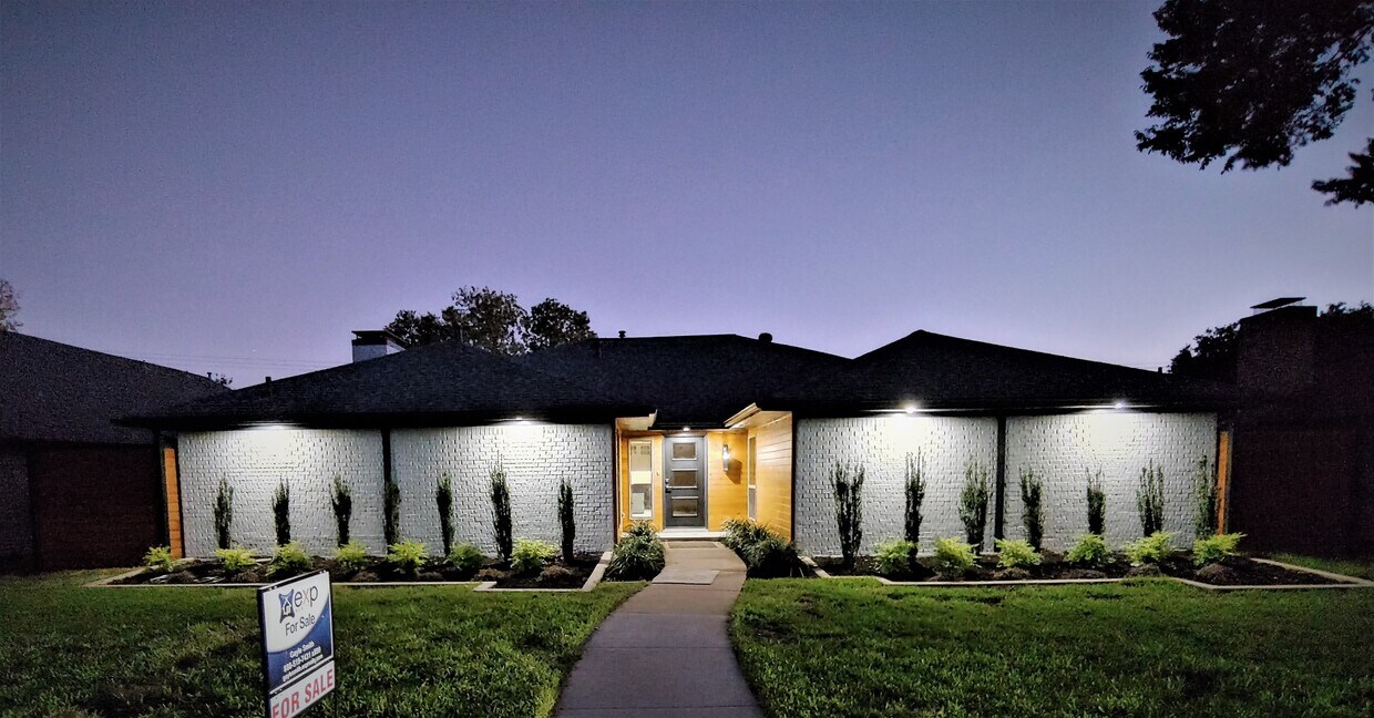 Foto principal - 4108 Desert Garden Drive