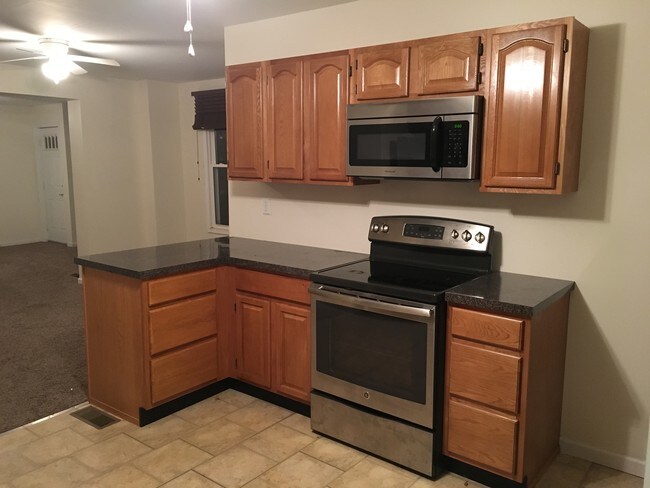 Spacious new kitchen! - 720 N Main Ave