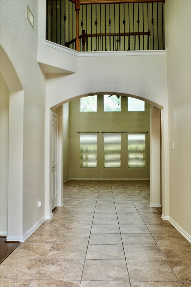 Foto del edificio - 20801 Sheridan Heights Ln