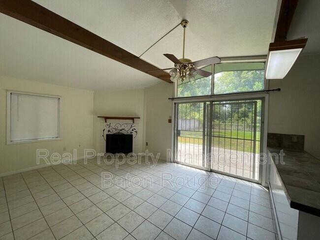 Building Photo - 11520 Pamela Dr