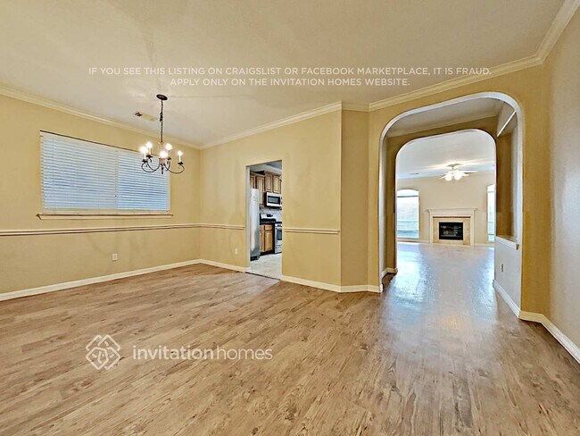 Foto del edificio - 12923 Tall Spruce Dr