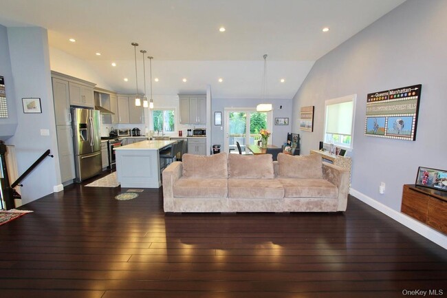 Building Photo - 83 Executive Dr