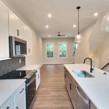 Kitchen - 912 Spencer Ave