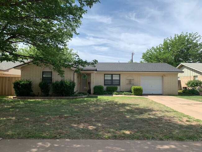 Foto del edificio - North West Lubbock Home Located In Establi...