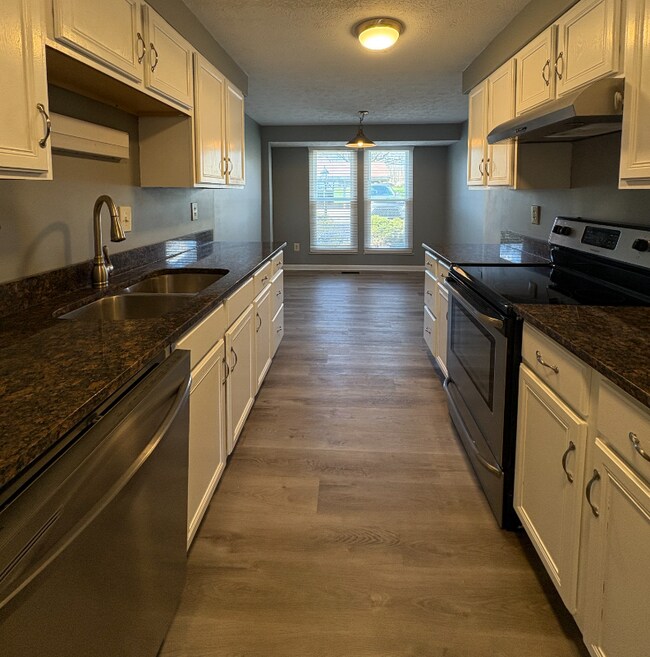 Photo - 784 Woodlyn Dr S (Cincinnati, OH) Townhome