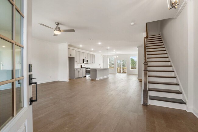 Foto del edificio - 634 Grove Glen Ct