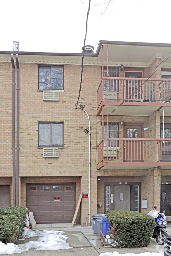 Building Photo - 61-39 168th St