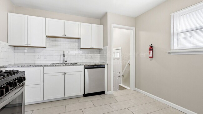 Foto del edificio - 1072 Mill St